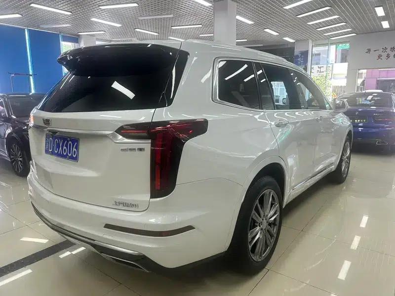 Cadillac XT6 2022 2.0T Six-Seat AWD Luxury — миниатюра 6