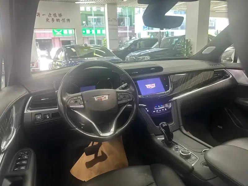 Cadillac XT6 2022 2.0T Six-Seat AWD Luxury — миниатюра 7