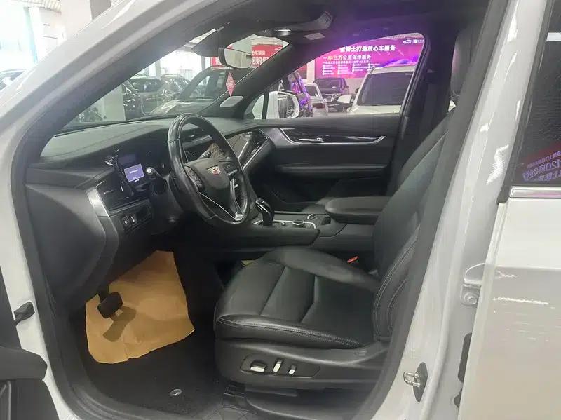 Cadillac XT6 2022 2.0T Six-Seat AWD Luxury — миниатюра 8