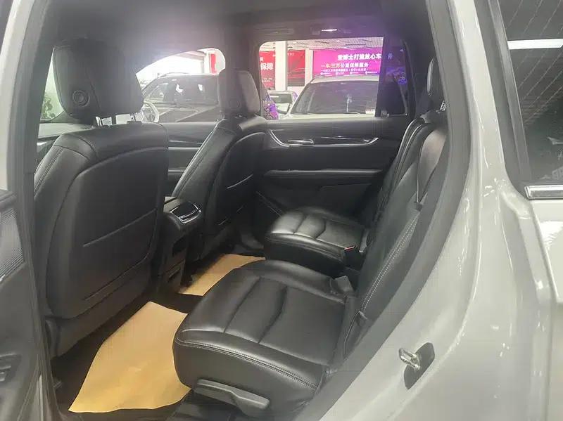 Cadillac XT6 2022 2.0T Six-Seat AWD Luxury — миниатюра 9