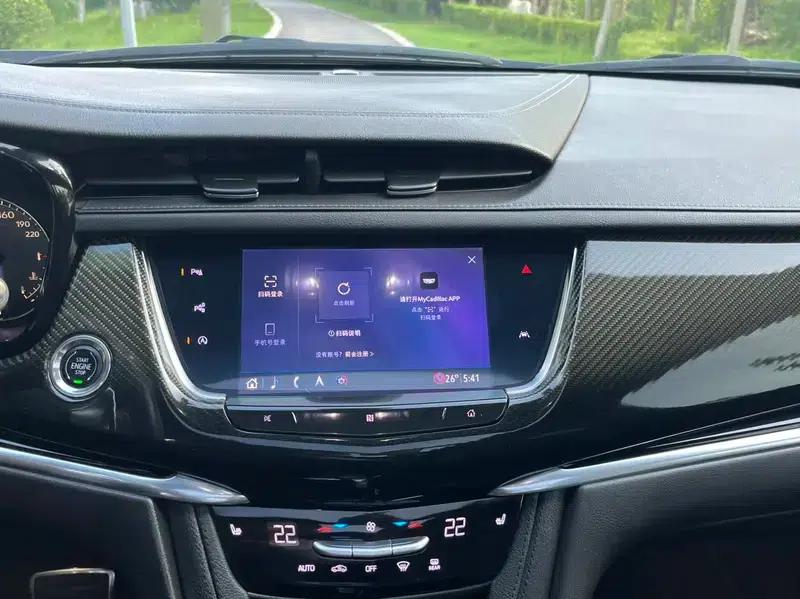 Cadillac XT6 2020 28T Six-Seat Luxury Edition — миниатюра 8