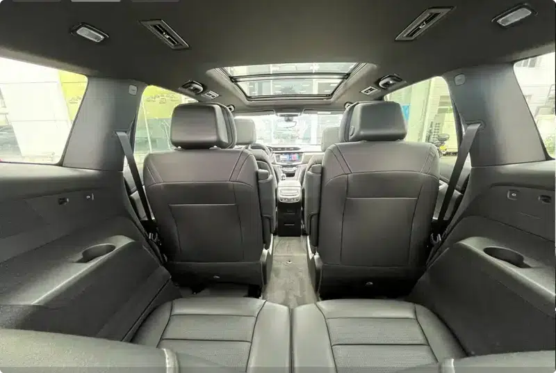 Cadillac XT6 2025 2.0T Executive Black Label Edition — миниатюра 16