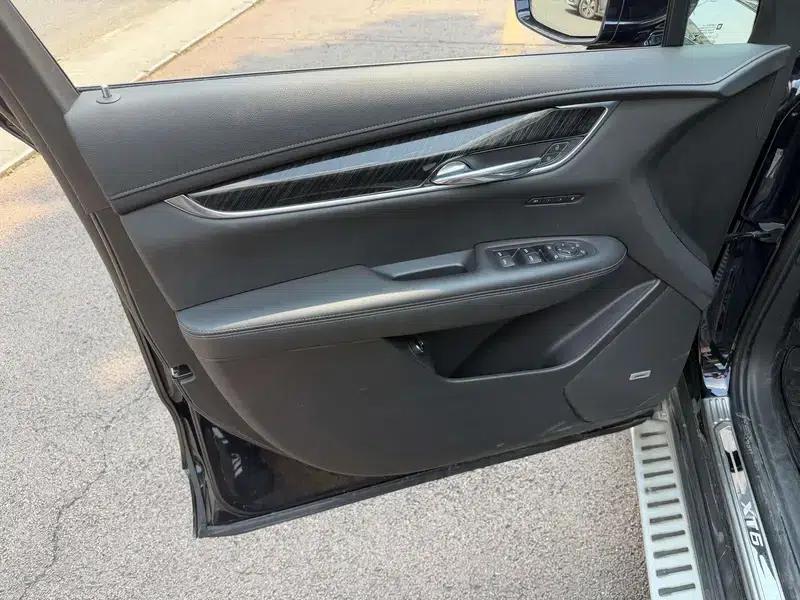 Cadillac XT6 2021 28T 7-Seat AWD Luxury — миниатюра 6
