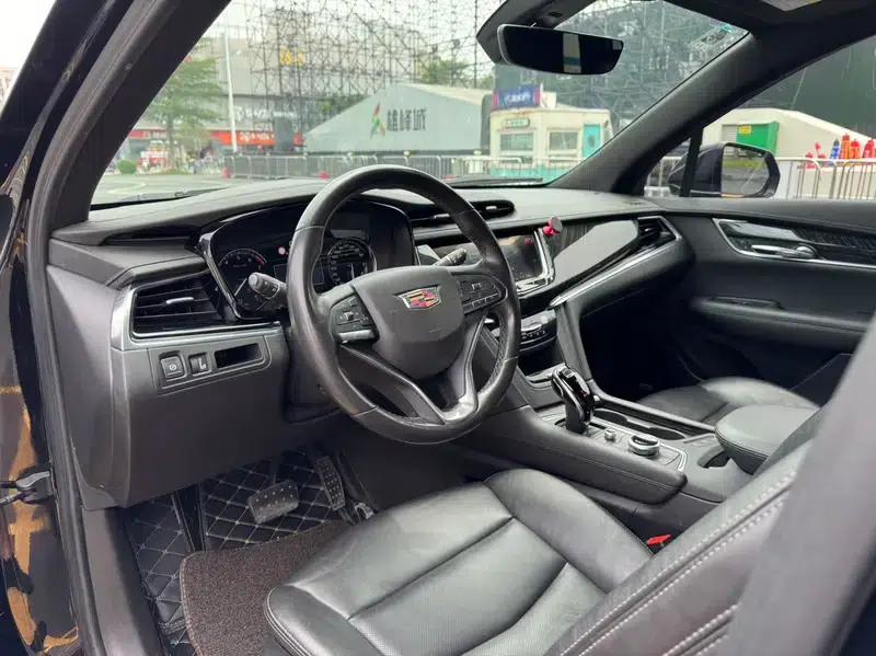 2020 Cadillac XT6 28T Six-Seat Luxury — миниатюра 20