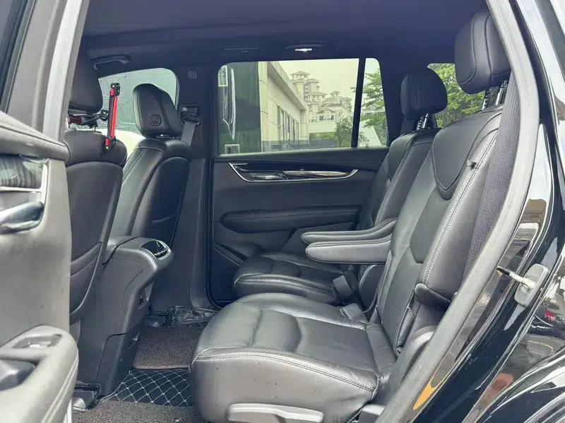 2020 Cadillac XT6 28T Six-Seat Luxury — миниатюра 22