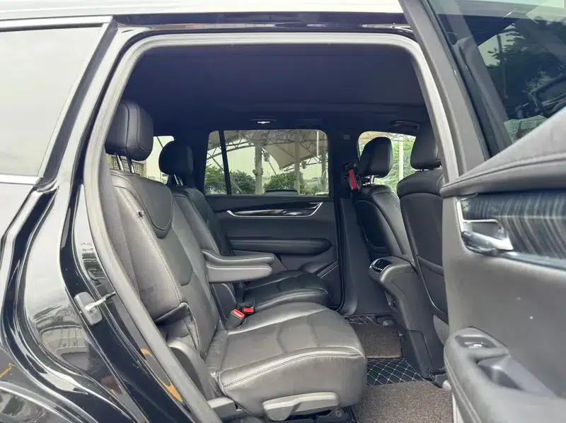 2020 Cadillac XT6 28T Six-Seat Luxury — миниатюра 25
