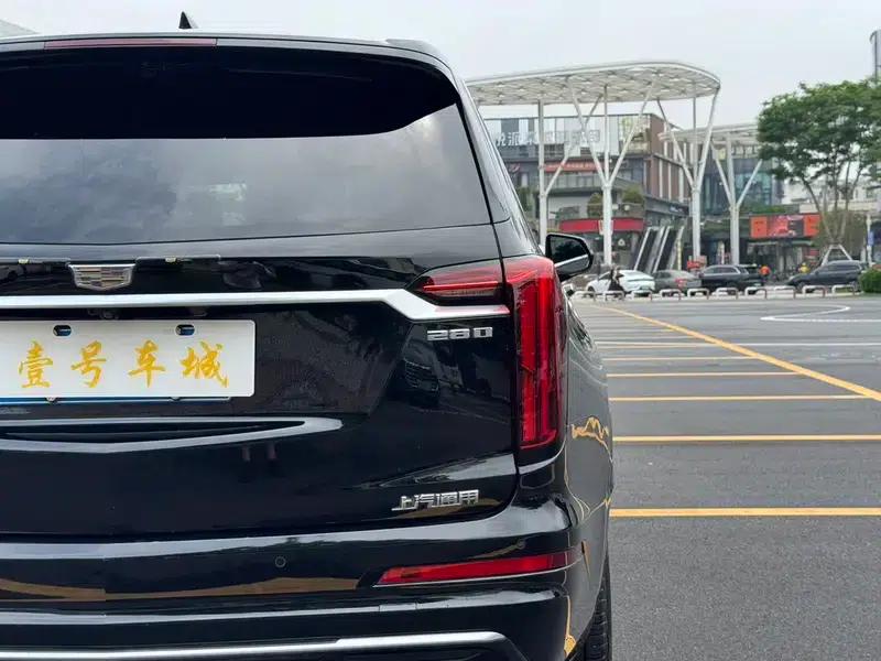 2020 Cadillac XT6 28T Six-Seat Luxury — миниатюра 9