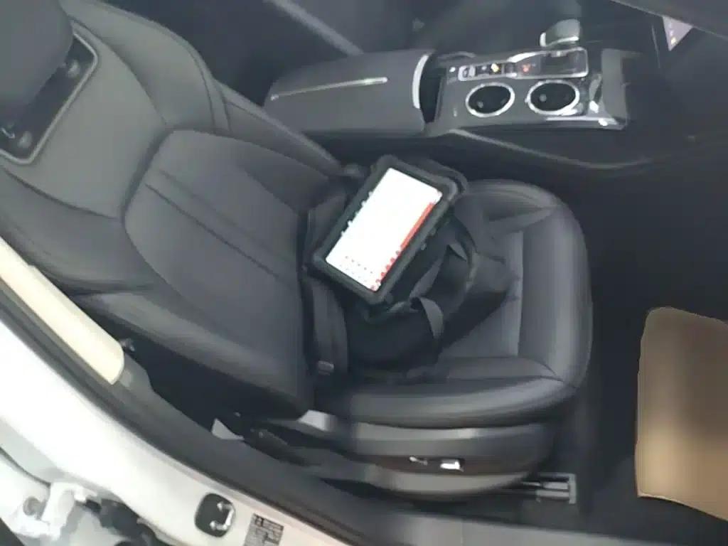 Hongqi HS3 PHEV 2024 Model, 115km/h Performance Edition — миниатюра 25
