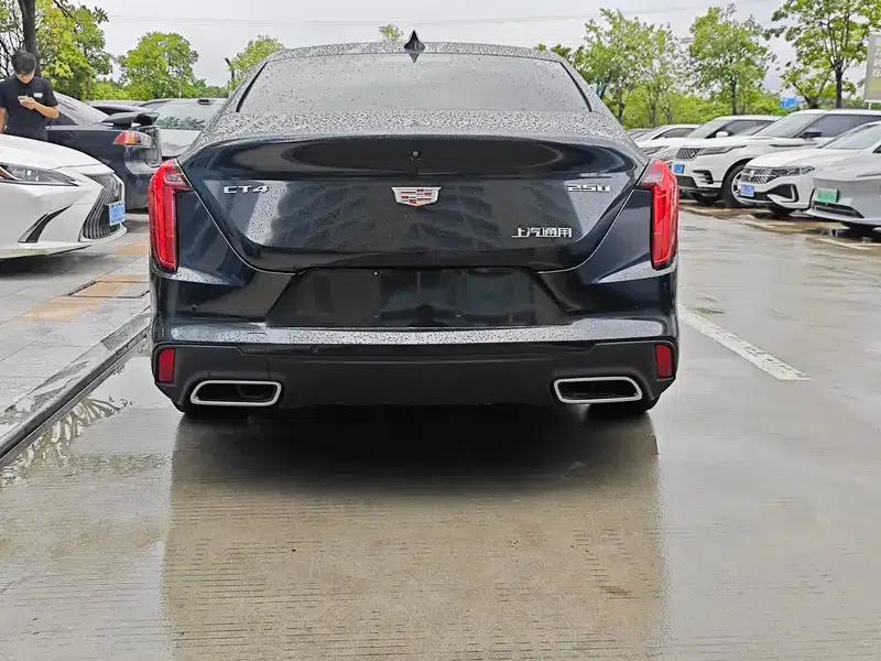 2023 Cadillac CT4 25T Luxury — миниатюра 4