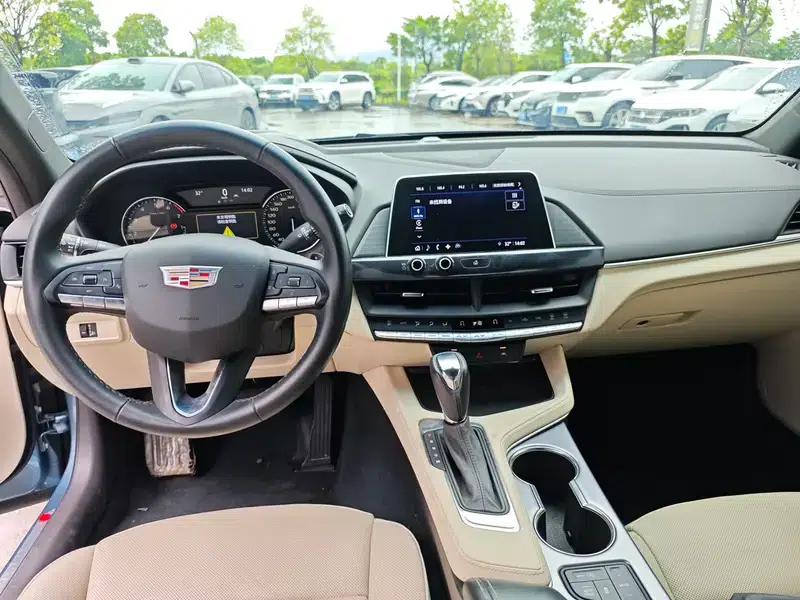 2023 Cadillac CT4 25T Luxury — миниатюра 6