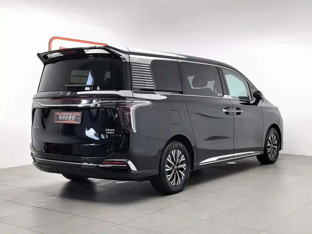 Hongqi HQ9 PHEV 2024 2.0T AWD Luxury Edition — миниатюра 2