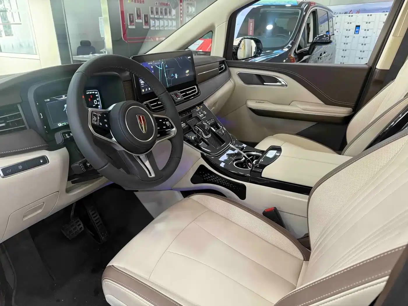 Hongqi HQ9 PHEV 2024 2.0T AWD Business Edition — миниатюра 11