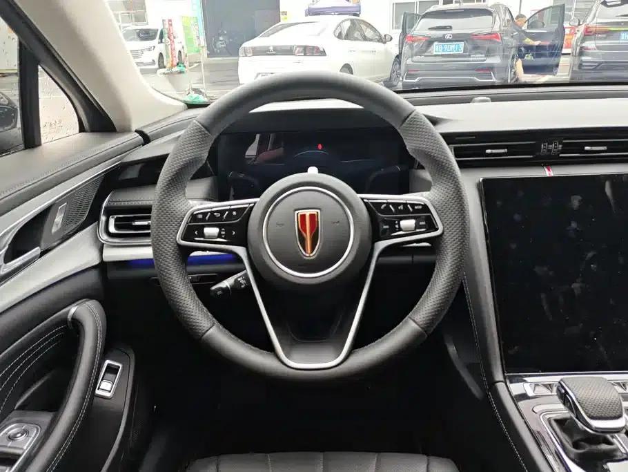 Hongqi H5 PHEV 2025 Model 170 Super Hybrid — миниатюра 15