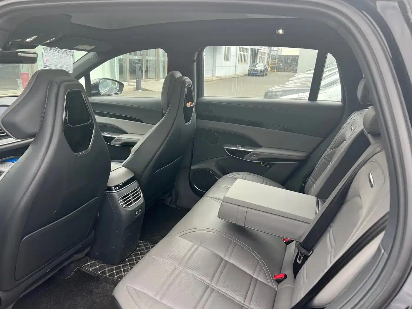 Hongqi Tiangong 08 2025 680 4WD Smart Selection Edition — миниатюра 6