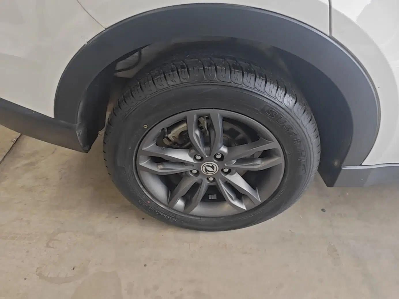 Dongfeng Fengon 580 2021 ☆ Star Edition 1.5T Automatic Luxury Version — миниатюра 11