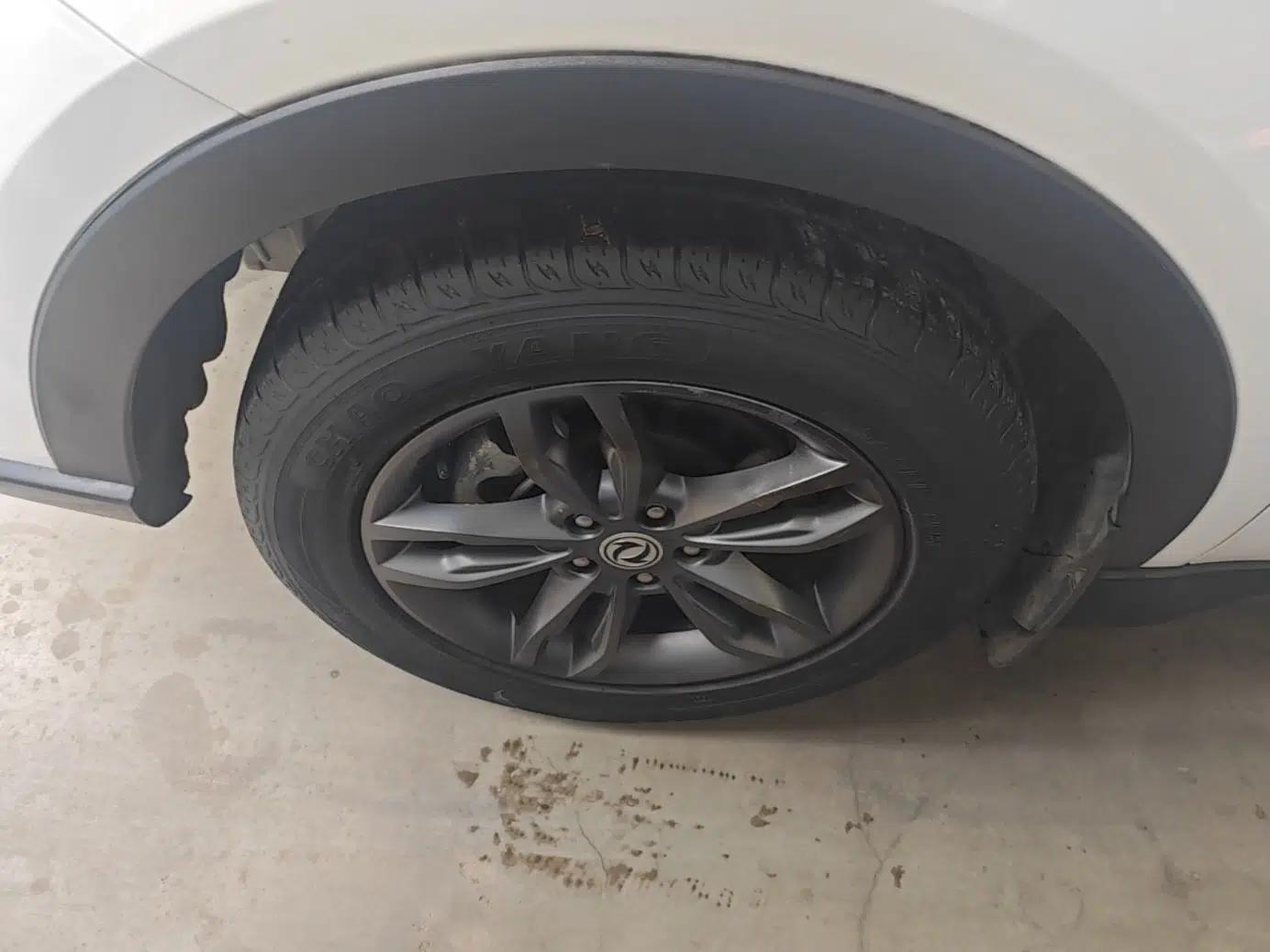 Dongfeng Fengon 580 2021 ☆ Star Edition 1.5T Automatic Luxury Version — миниатюра 15