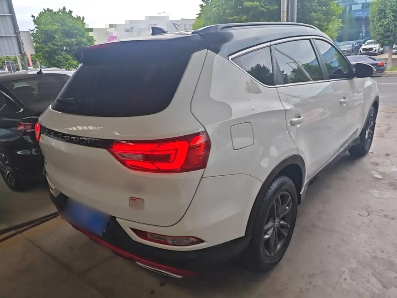 Dongfeng Fengon 580 2021 ☆ Star Edition 1.5T Automatic Luxury Version — миниатюра 6