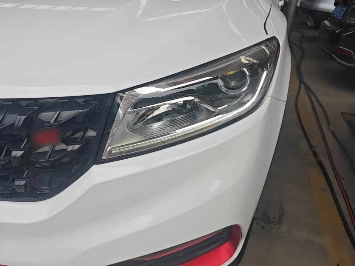 Dongfeng Fengon 580 2021 ☆ Star Edition 1.5T Automatic Luxury Version — миниатюра 8