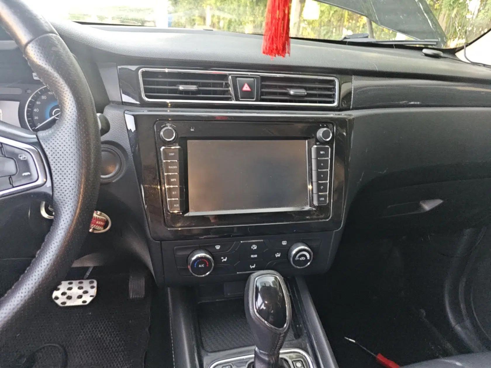 Dongfeng Fengon 580 2016 Revised Version 1.5T CVT Comfort Edition — миниатюра 15