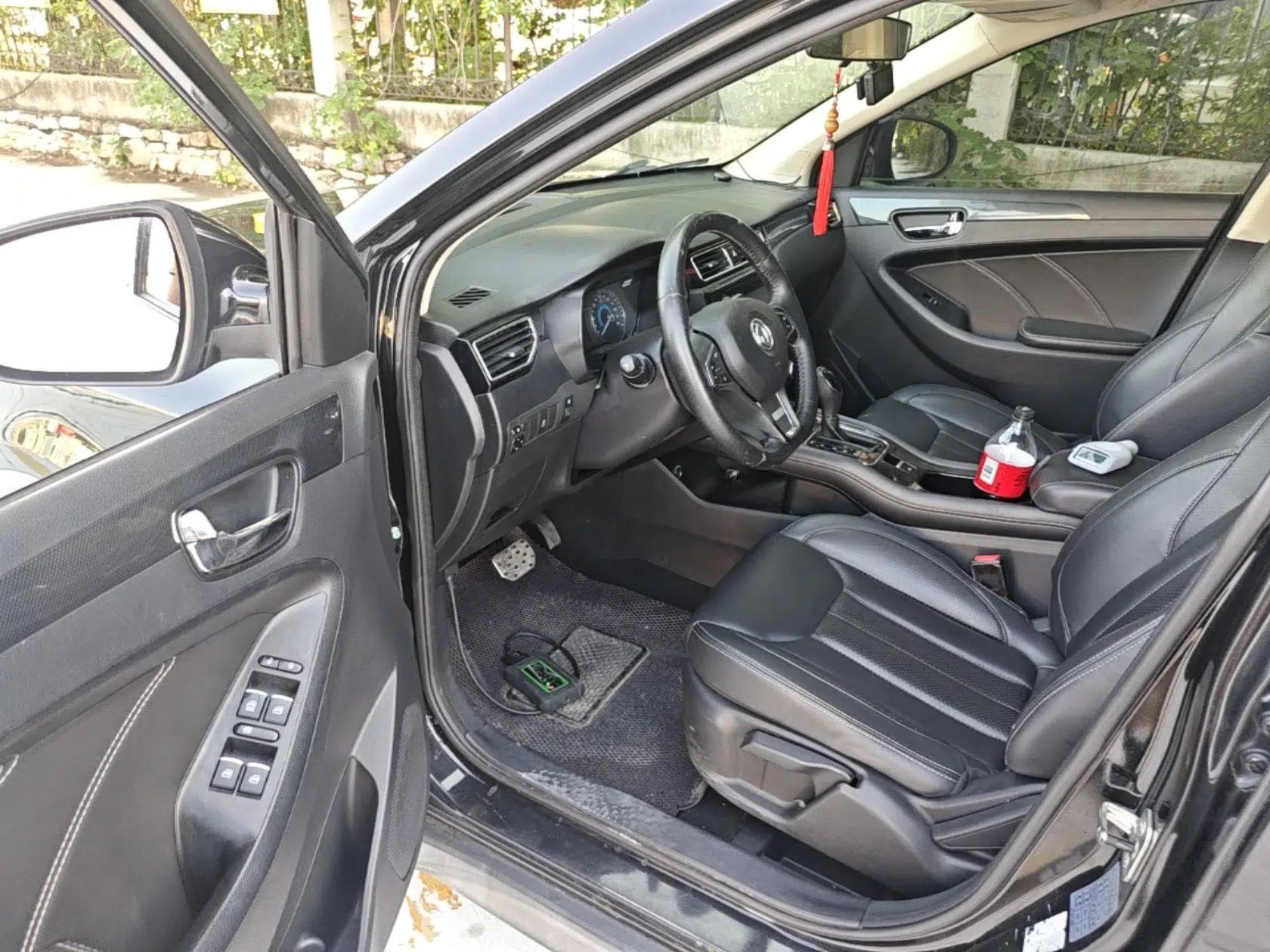 Dongfeng Fengon 580 2016 Revised Version 1.5T CVT Comfort Edition — миниатюра 18