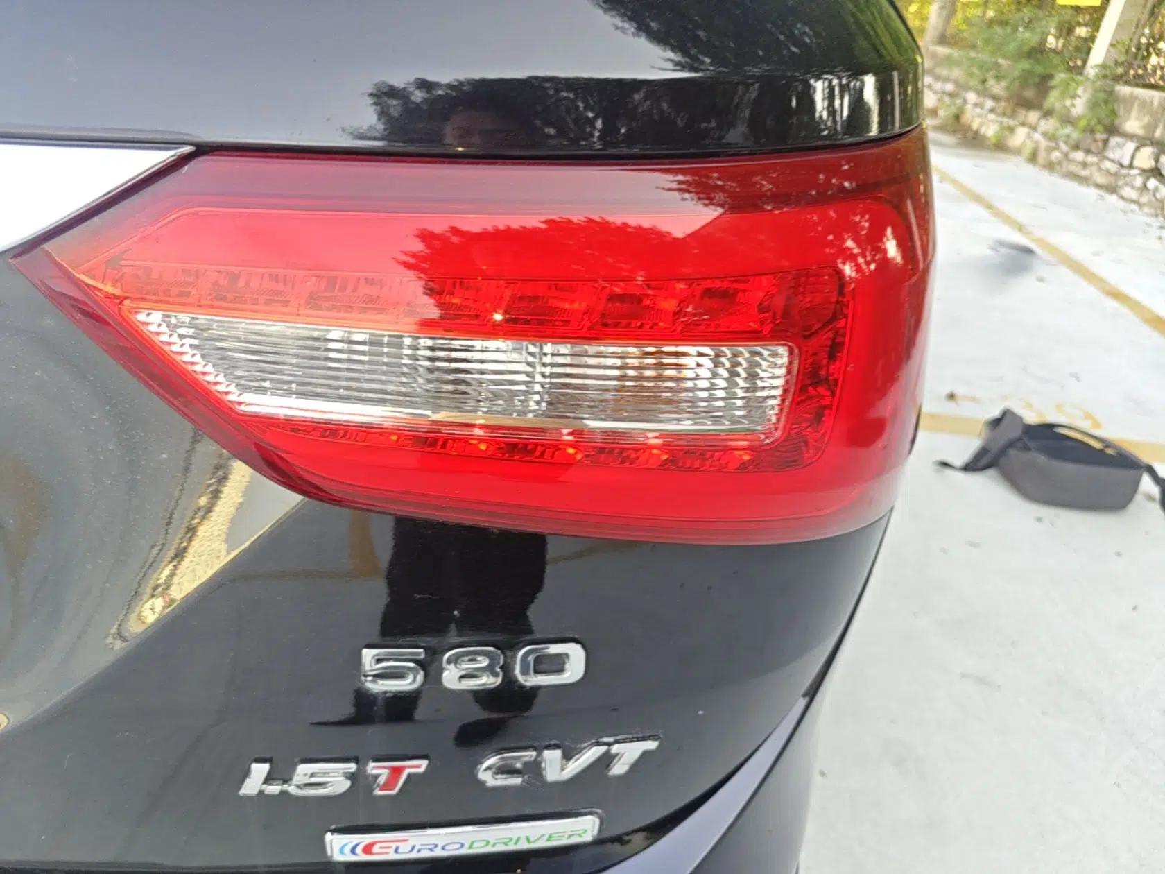 Dongfeng Fengon 580 2016 Revised Version 1.5T CVT Comfort Edition — миниатюра 9