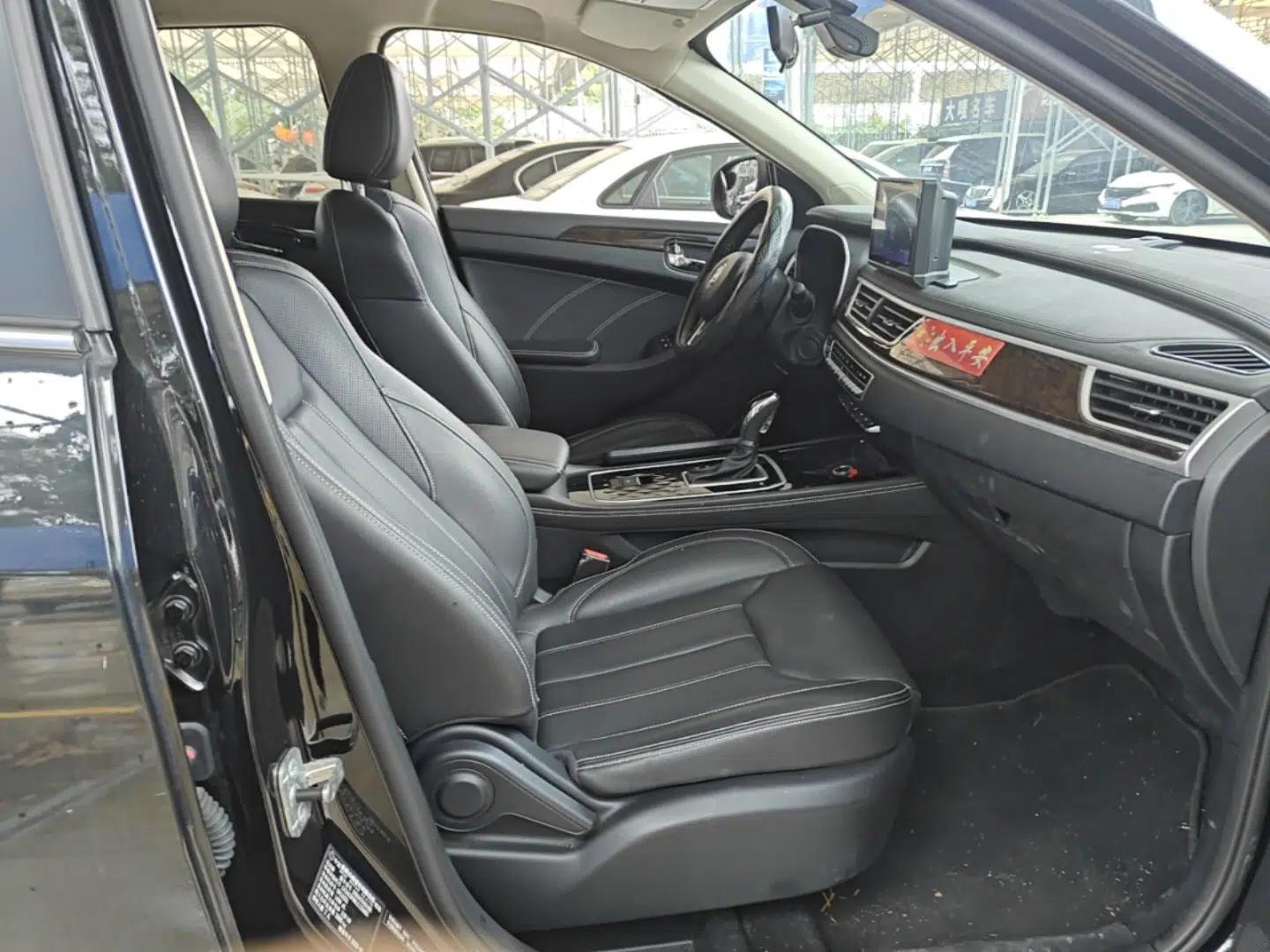 Dongfeng Fengon 580 2020 1.5T CVT Luxury Edition — миниатюра 19
