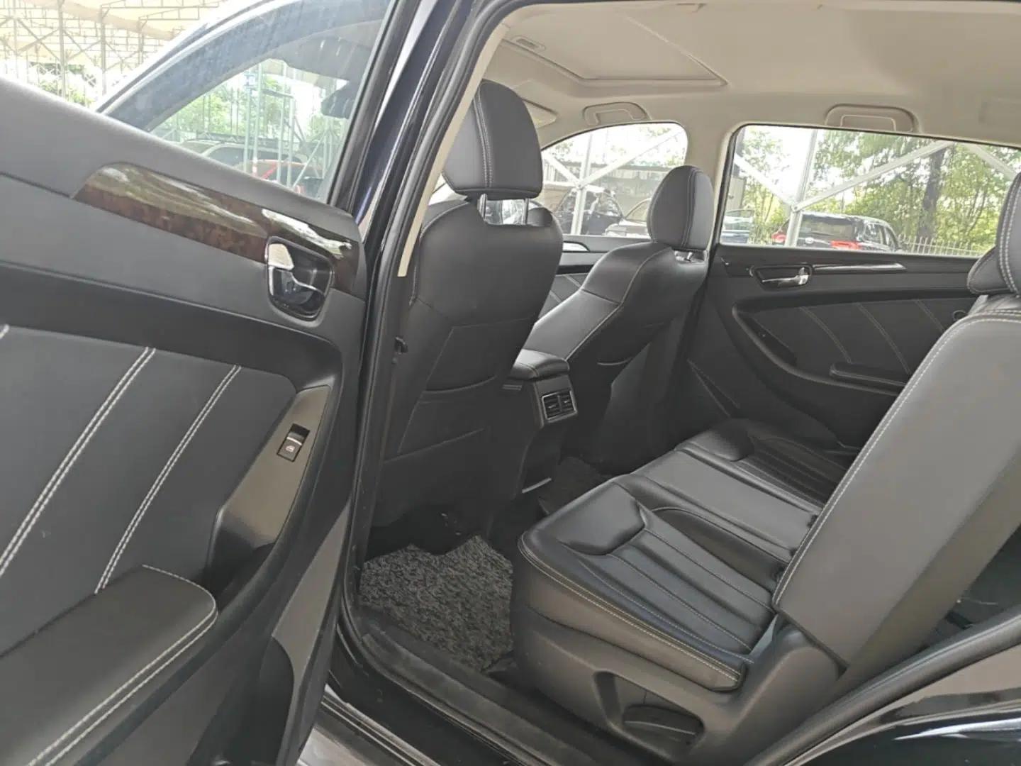 Dongfeng Fengon 580 2020 1.5T CVT Luxury Edition — миниатюра 20