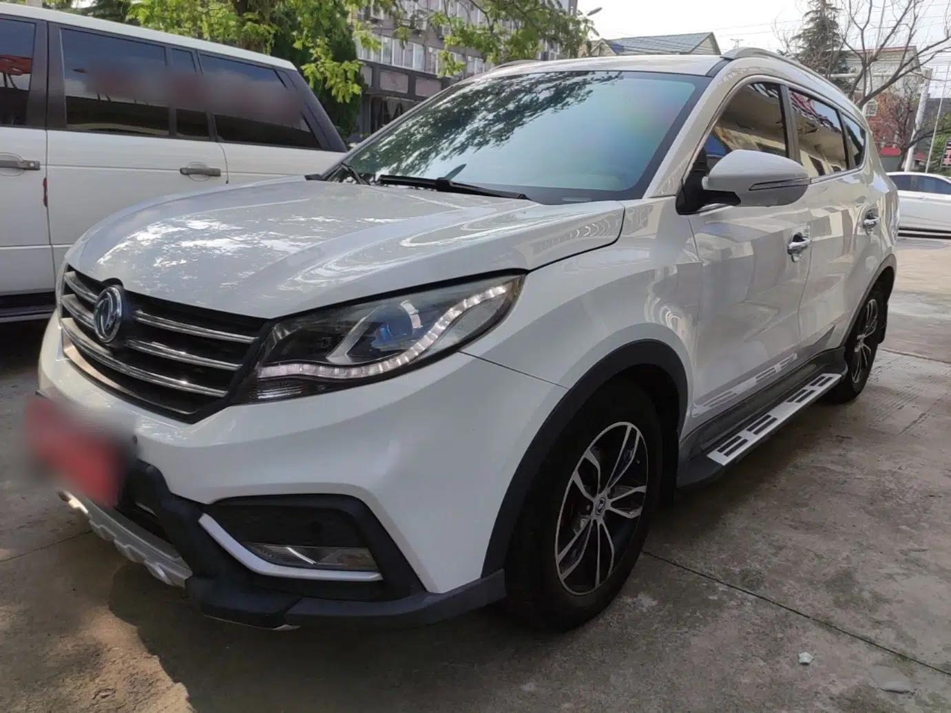 Dongfeng Fengon 580 2017 1.5T CVT Smart Style Model — миниатюра 1