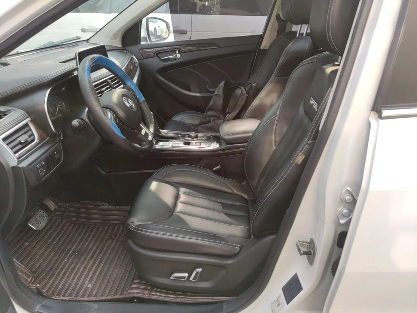Dongfeng Fengon 580 2017 1.5T CVT Smart Style Model — миниатюра 17