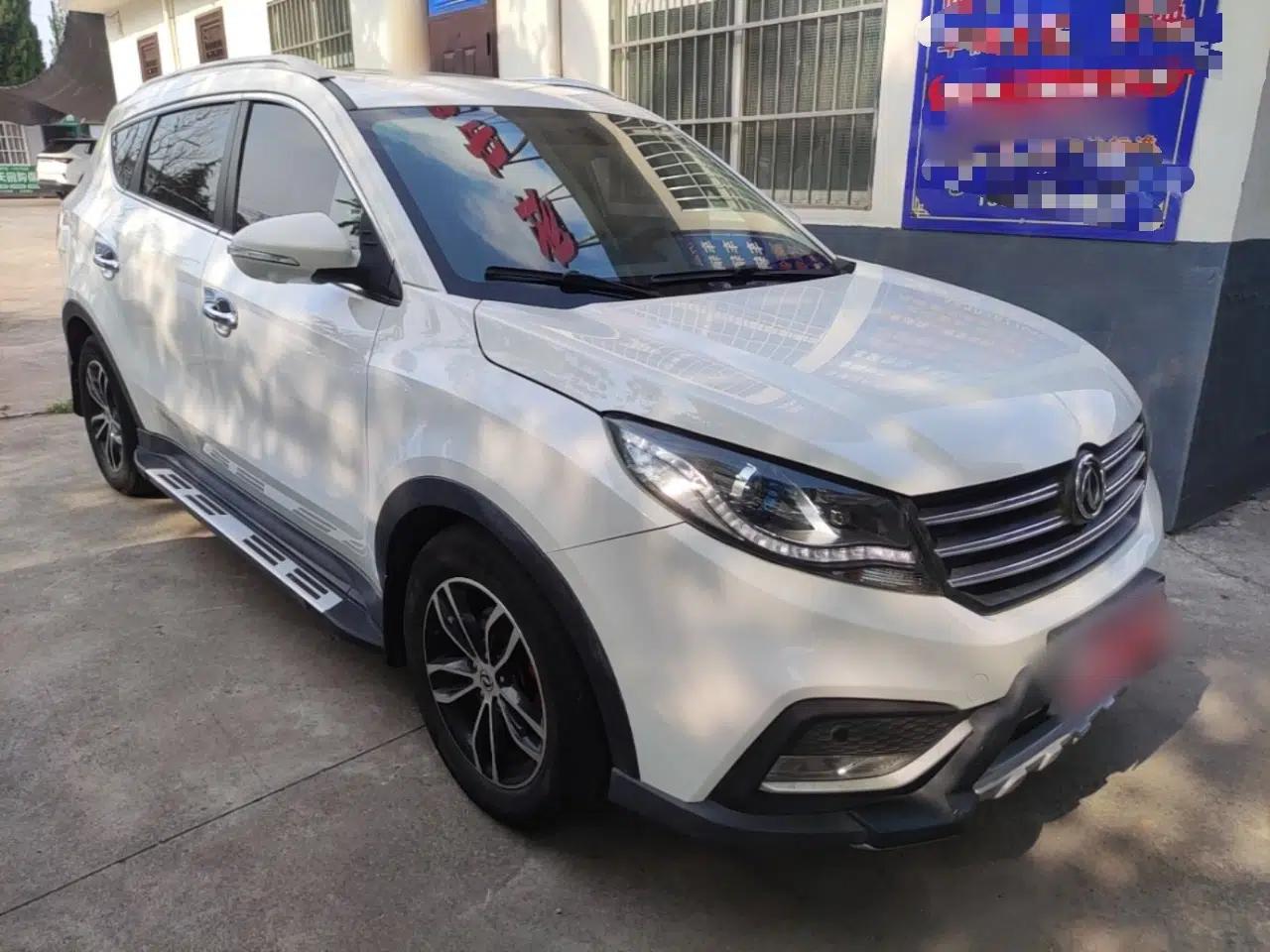 Dongfeng Fengon 580 2017 1.5T CVT Smart Style Model — миниатюра 3