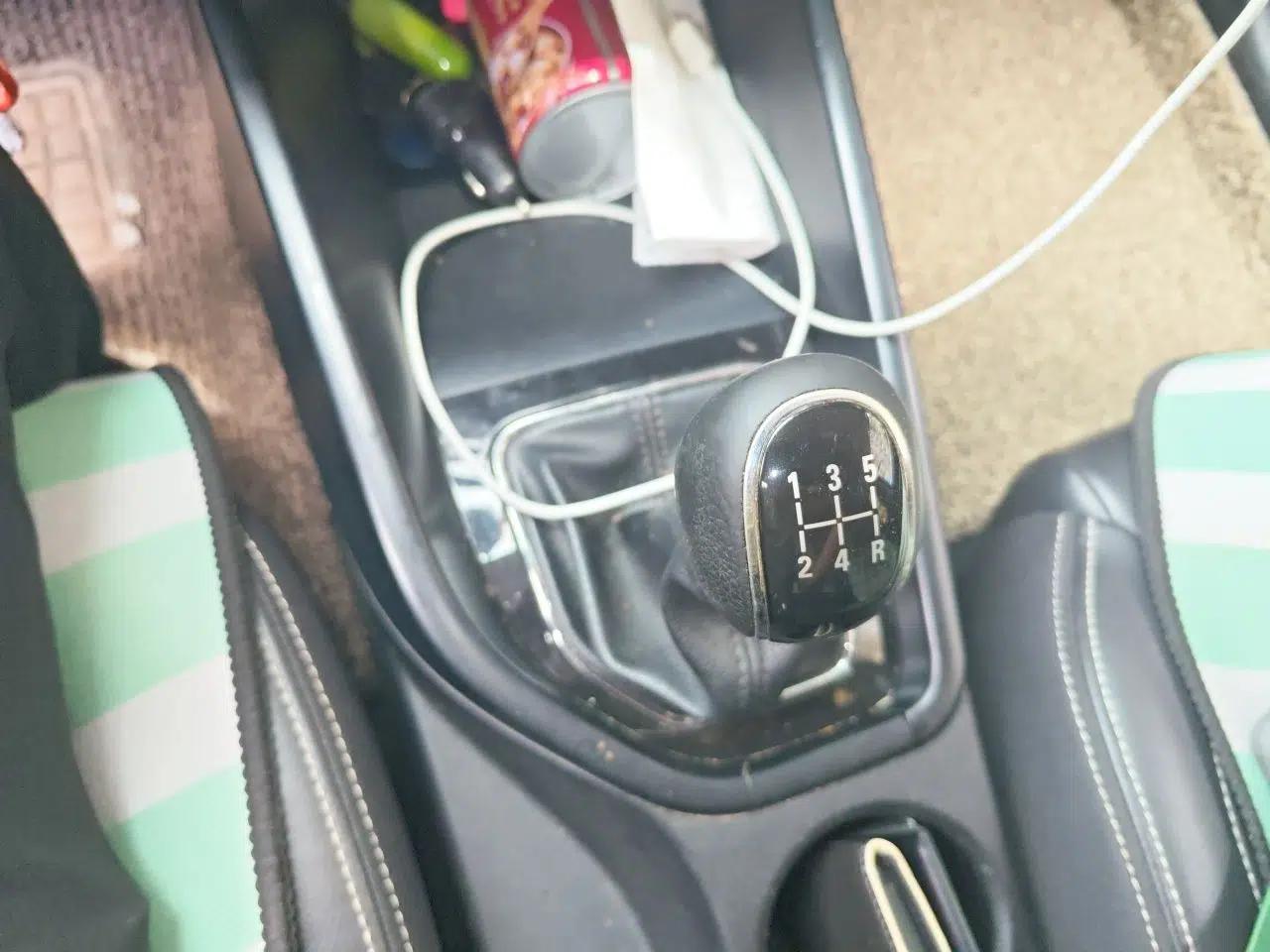Dongfeng Fengon 580 2016 1.8L Manual Comfort Model — миниатюра 14