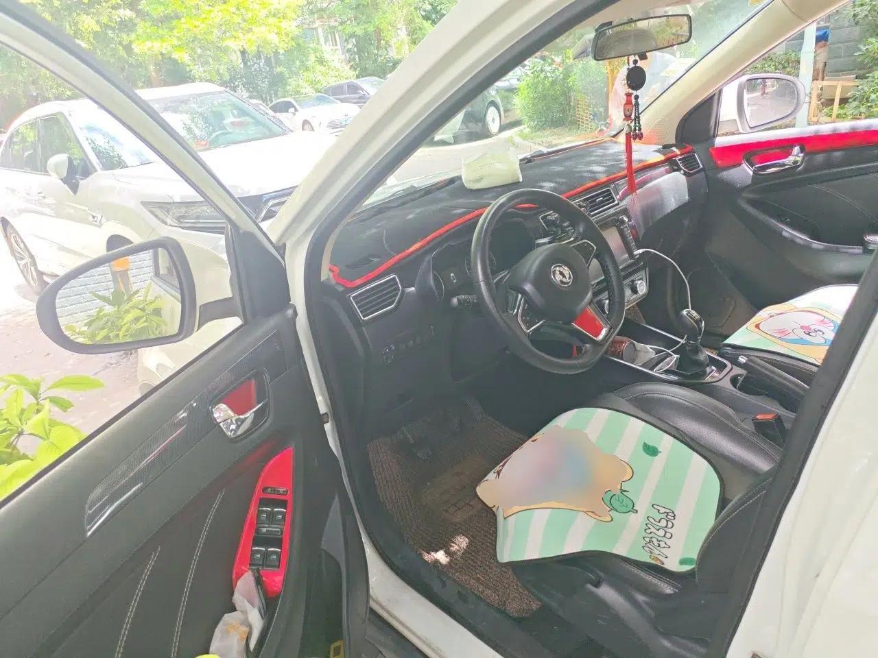 Dongfeng Fengon 580 2016 1.8L Manual Comfort Model — миниатюра 16