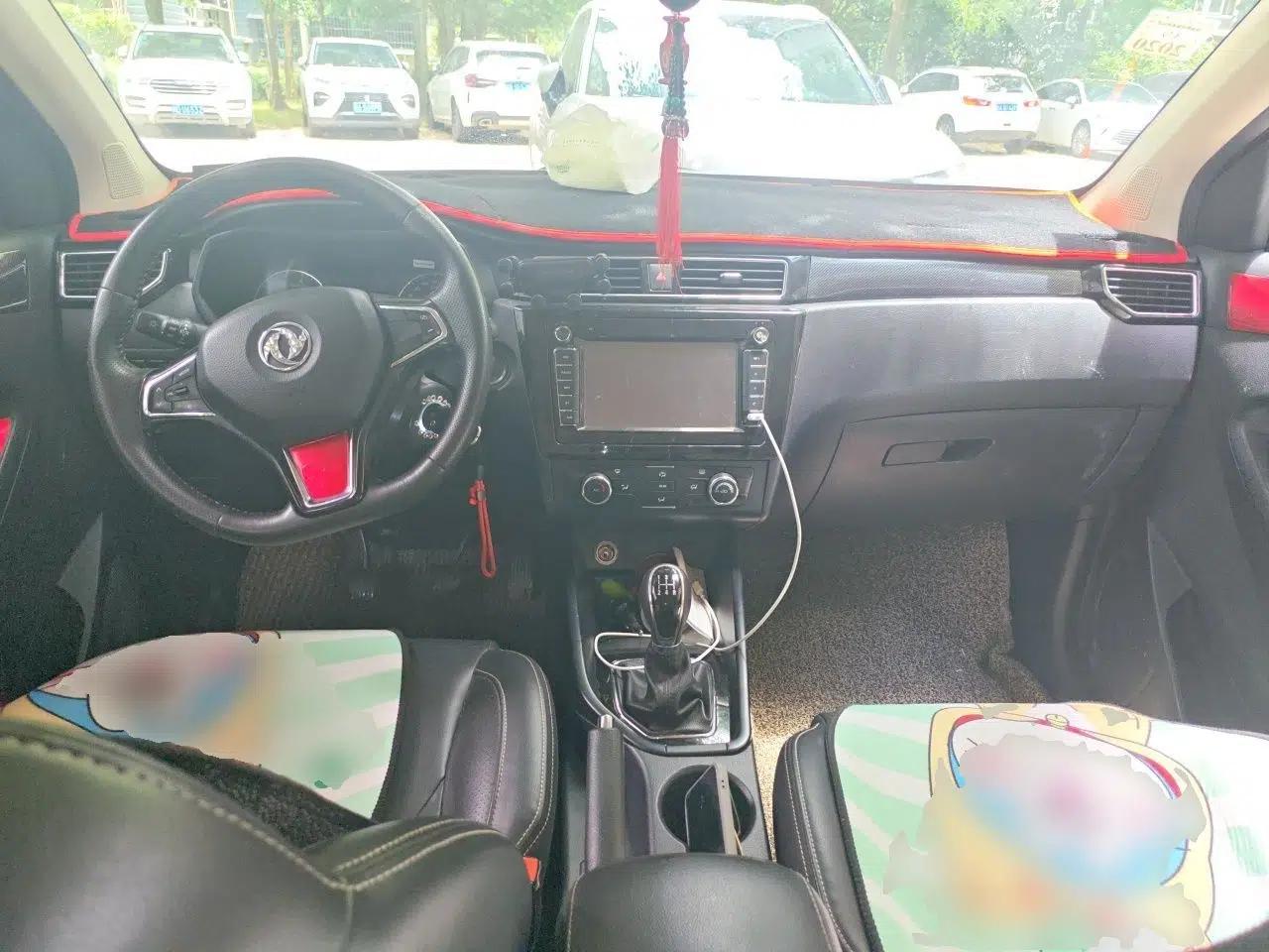 Dongfeng Fengon 580 2016 1.8L Manual Comfort Model — миниатюра 9
