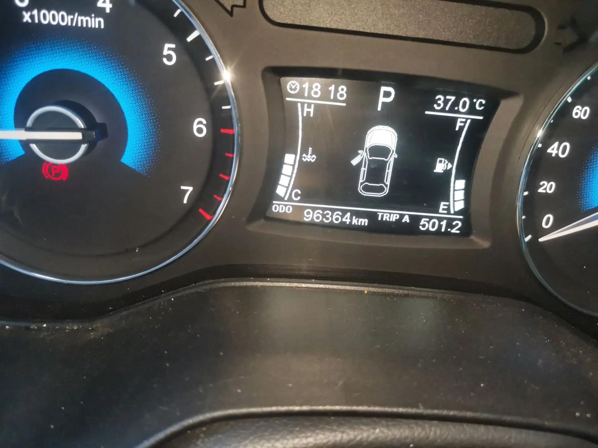 Dongfeng Fengon 580 2017 1.5T CVT Smart Style Model — миниатюра 12