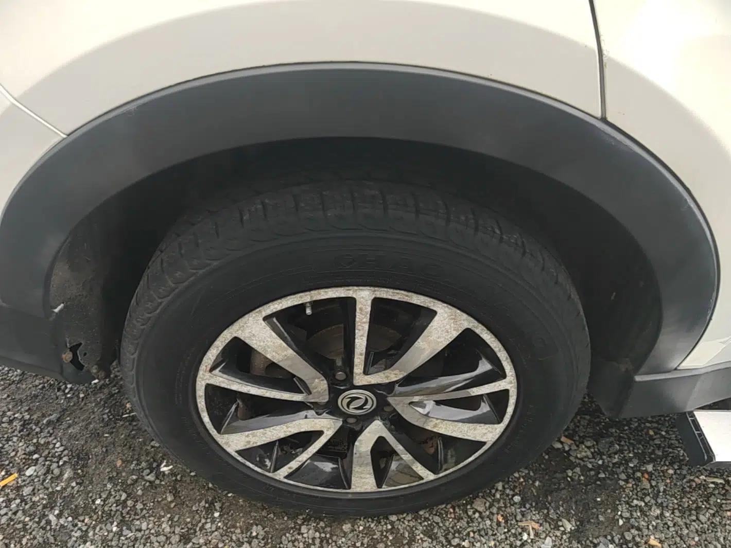 Dongfeng Fengon 580 2017 1.5T CVT Luxury Model — миниатюра 11