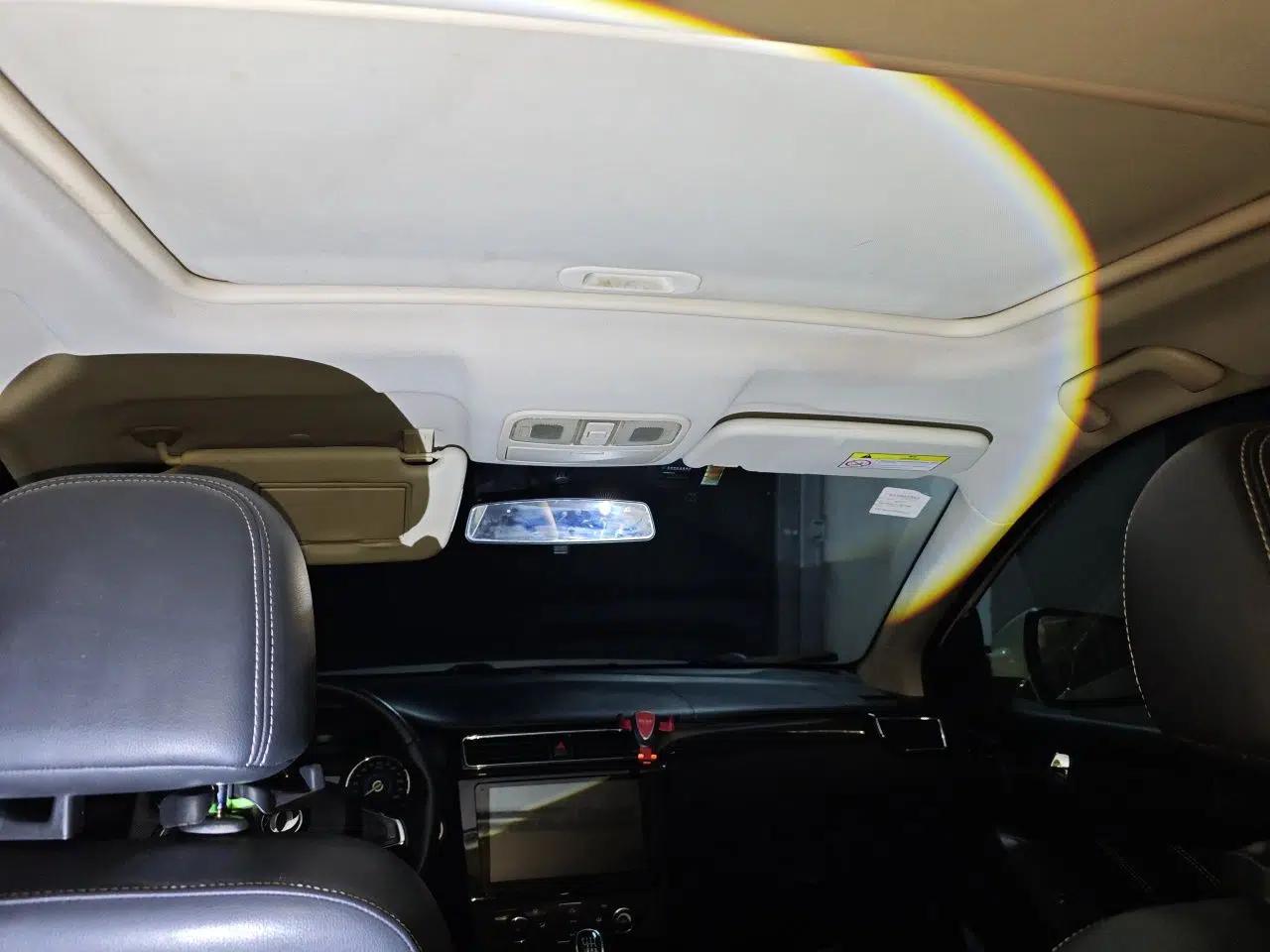 Dongfeng Fengon 580 2016 1.5T Manual Luxury Edition — миниатюра 18