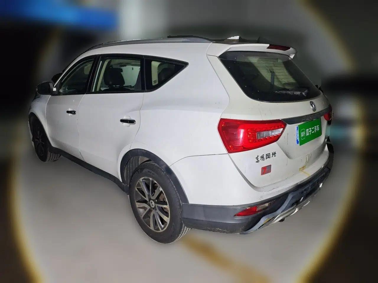 Dongfeng Fengon 580 2016 1.5T Manual Luxury Edition — миниатюра 4