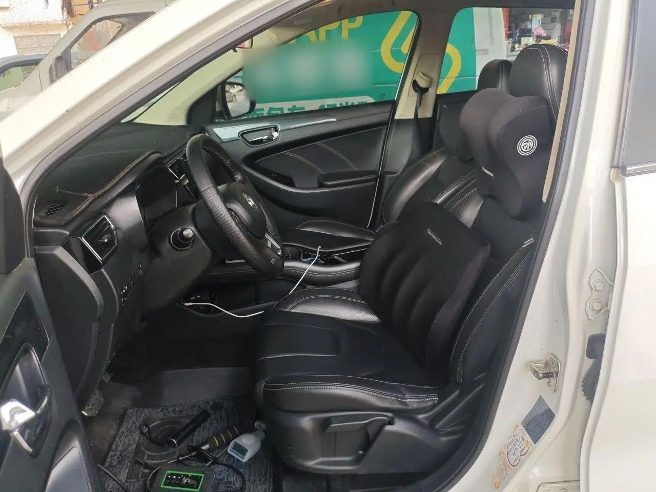 Dongfeng Fengon 580 2016 Revised Version 1.5T CVT Luxury Edition — миниатюра 15