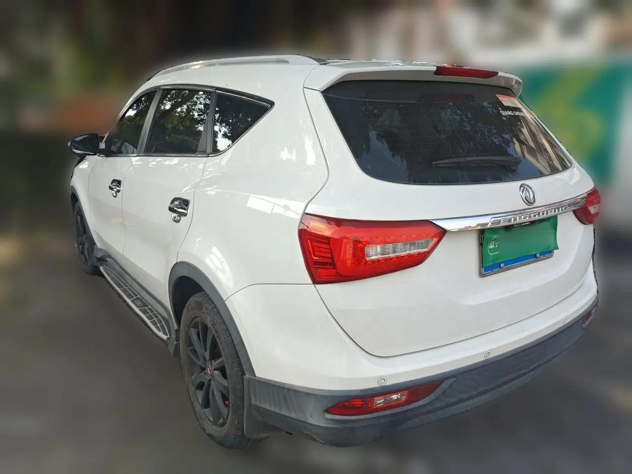 Dongfeng Fengon 580 2016 Revised Version 1.5T CVT Luxury Edition — миниатюра 4