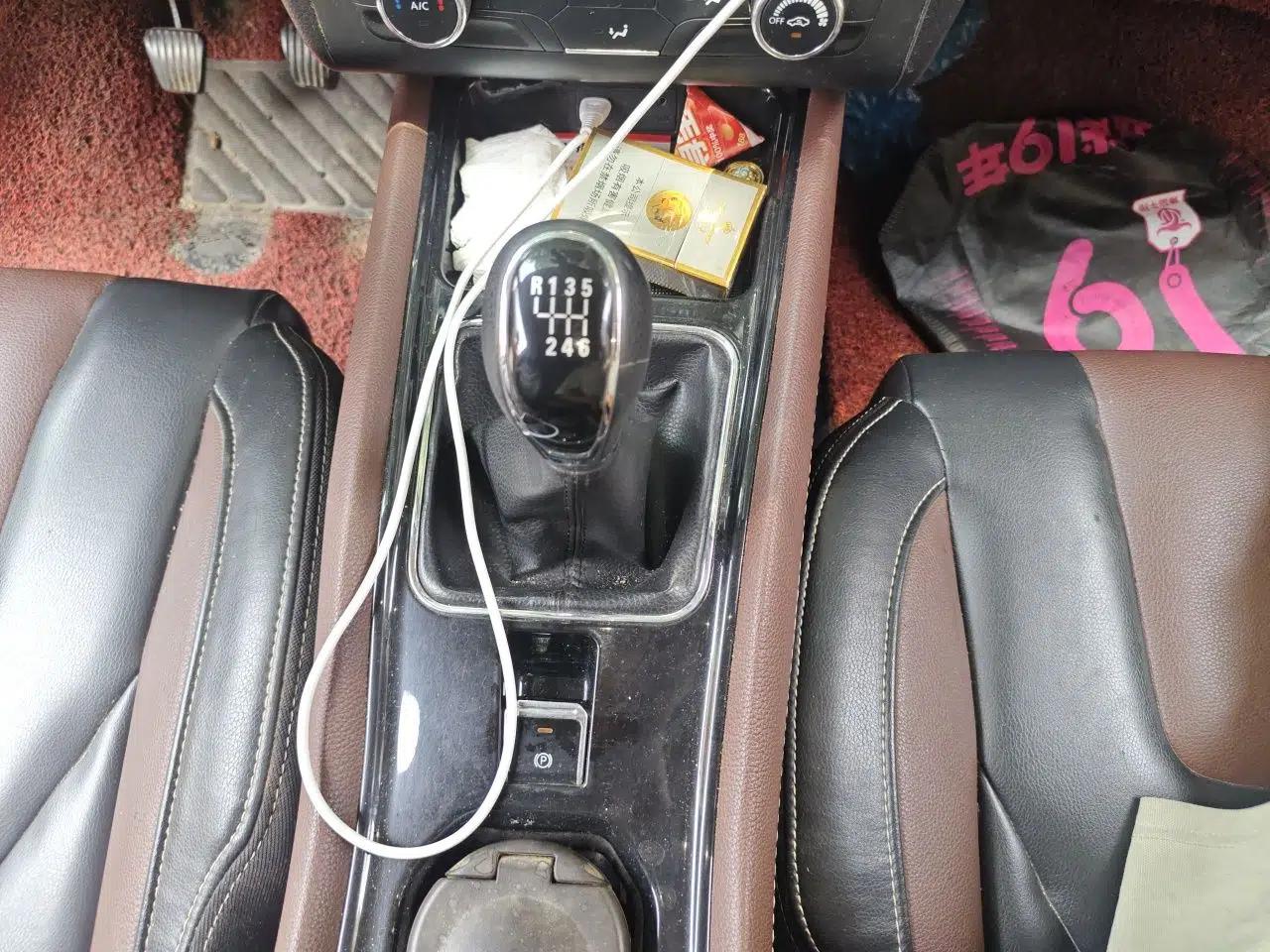 Dongfeng Fengon 580 2017 1.5T Manual Luxury Model — миниатюра 14