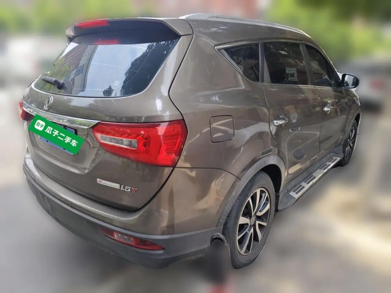 Dongfeng Fengon 580 2017 1.5T Manual Luxury Model — миниатюра 6