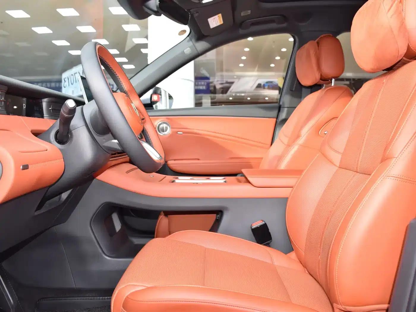 Hongqi HS6 PHEV 2026 Model 220 AWD Intelligent Hybrid — миниатюра 5