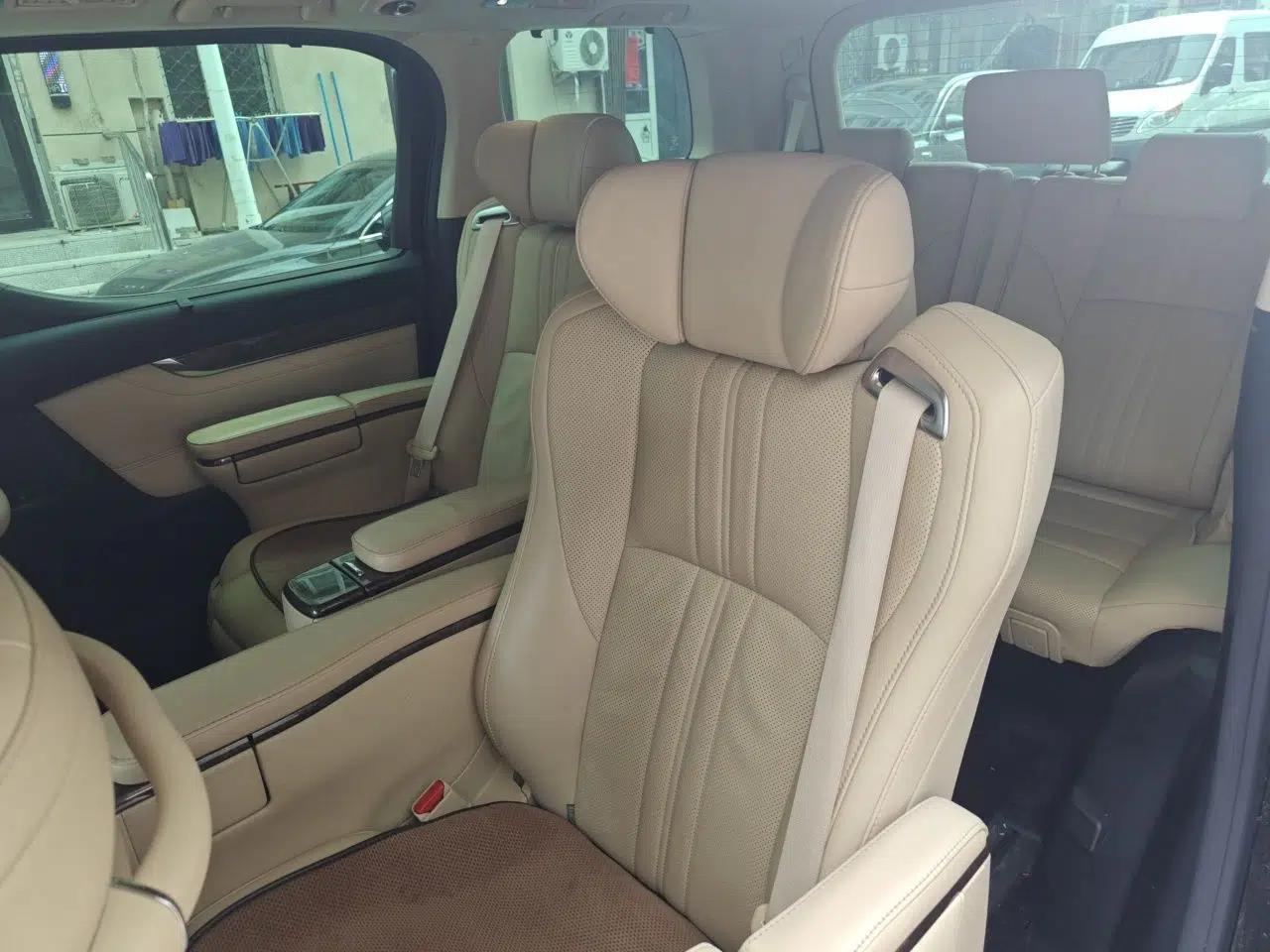 Toyota Alphard 2019 Dual-Engine 2.5L Prestige Edition — миниатюра 17