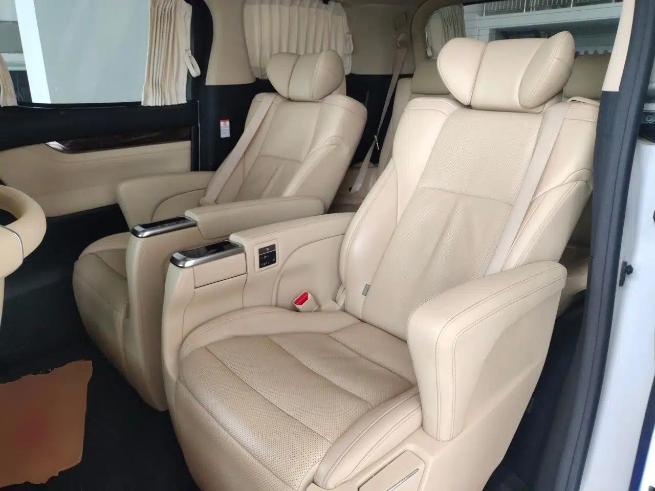 Toyota Alphard 2020 Dual-Engine 2.5L Luxury Edition — миниатюра 17