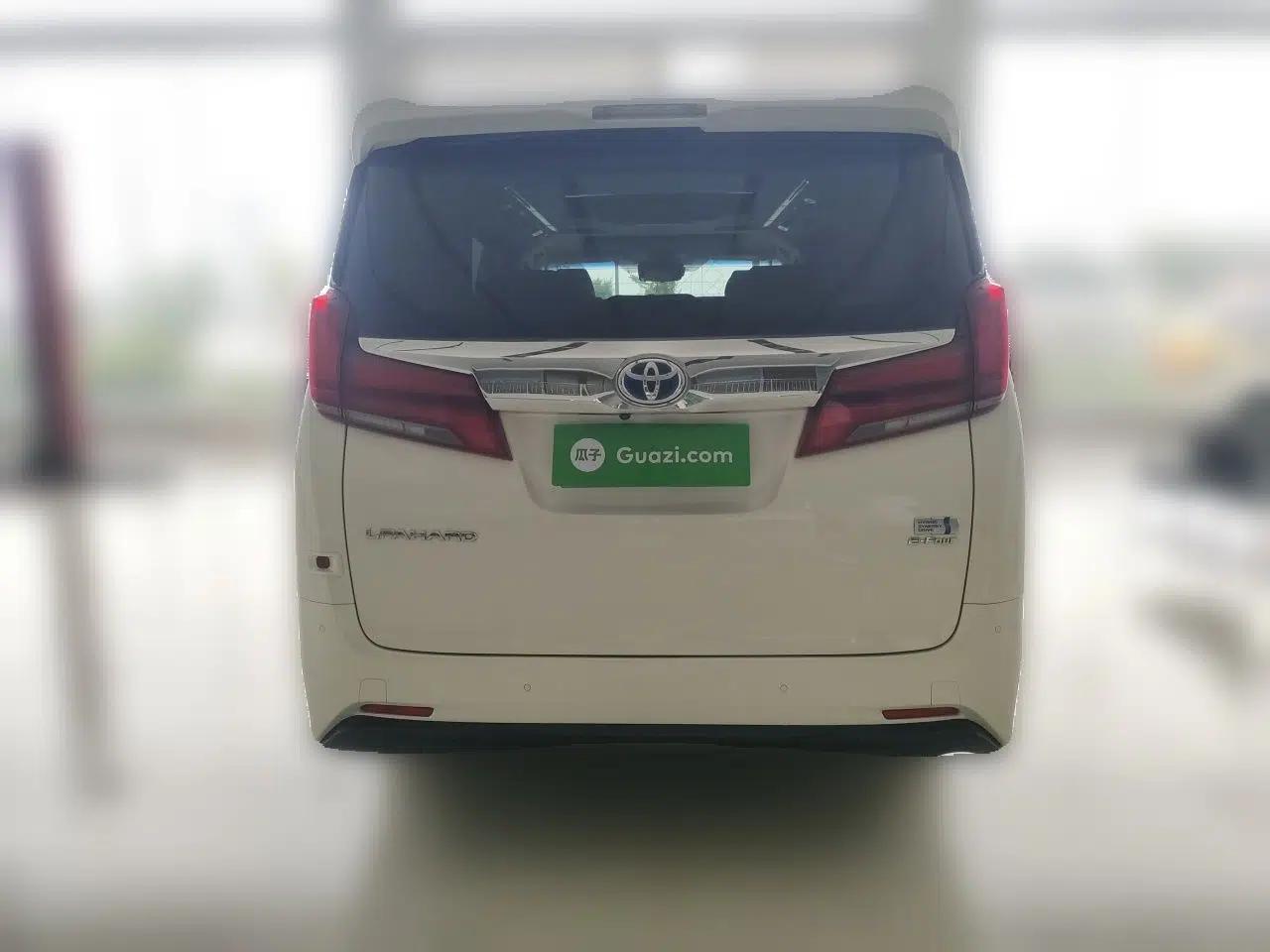 Toyota Alphard 2020 Dual-Engine 2.5L Luxury Edition — миниатюра 5