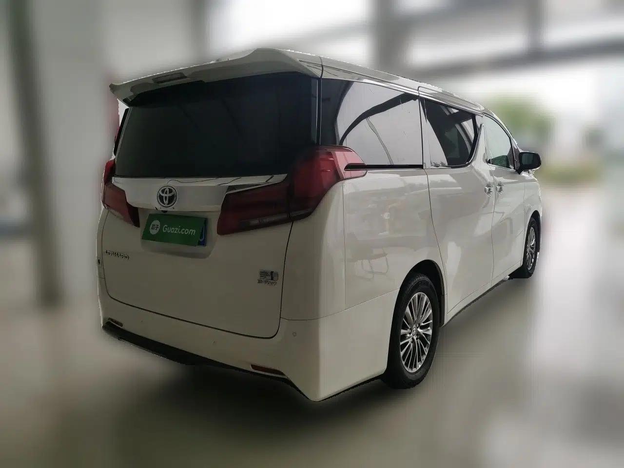 Toyota Alphard 2020 Dual-Engine 2.5L Luxury Edition — миниатюра 6