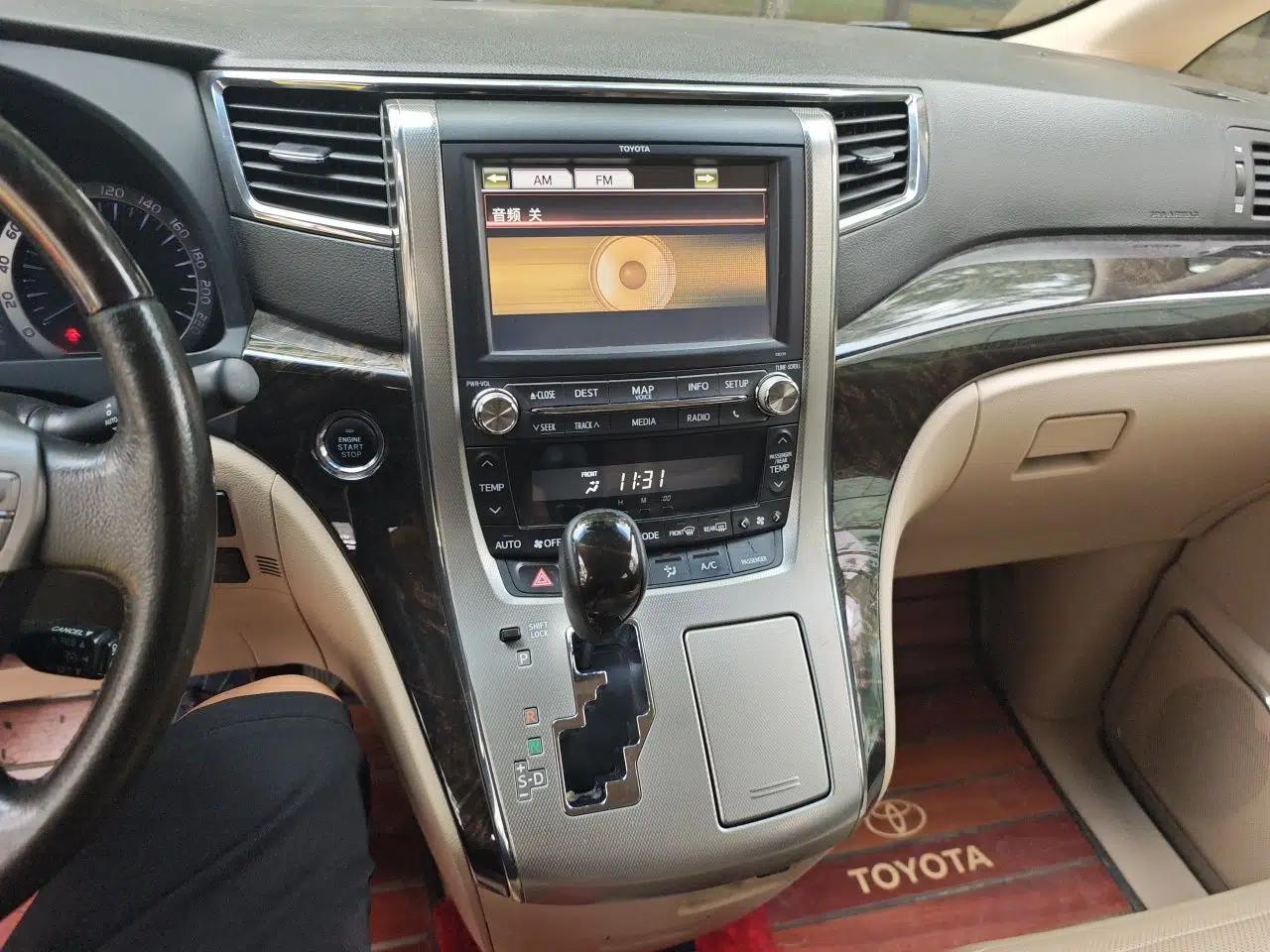 Toyota Alphard 2012 3.5L Luxury Edition — миниатюра 13