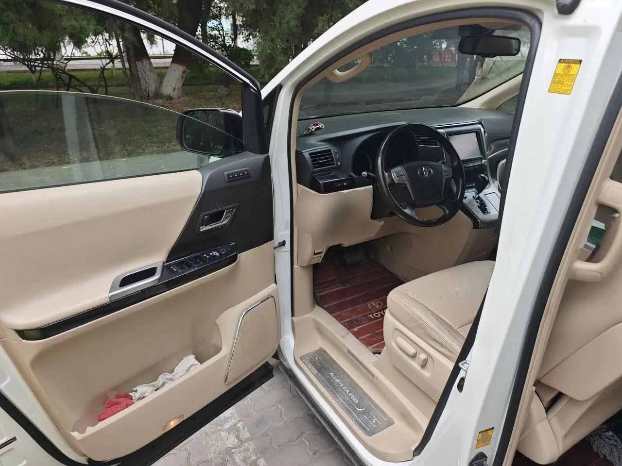 Toyota Alphard 2012 3.5L Luxury Edition — миниатюра 16