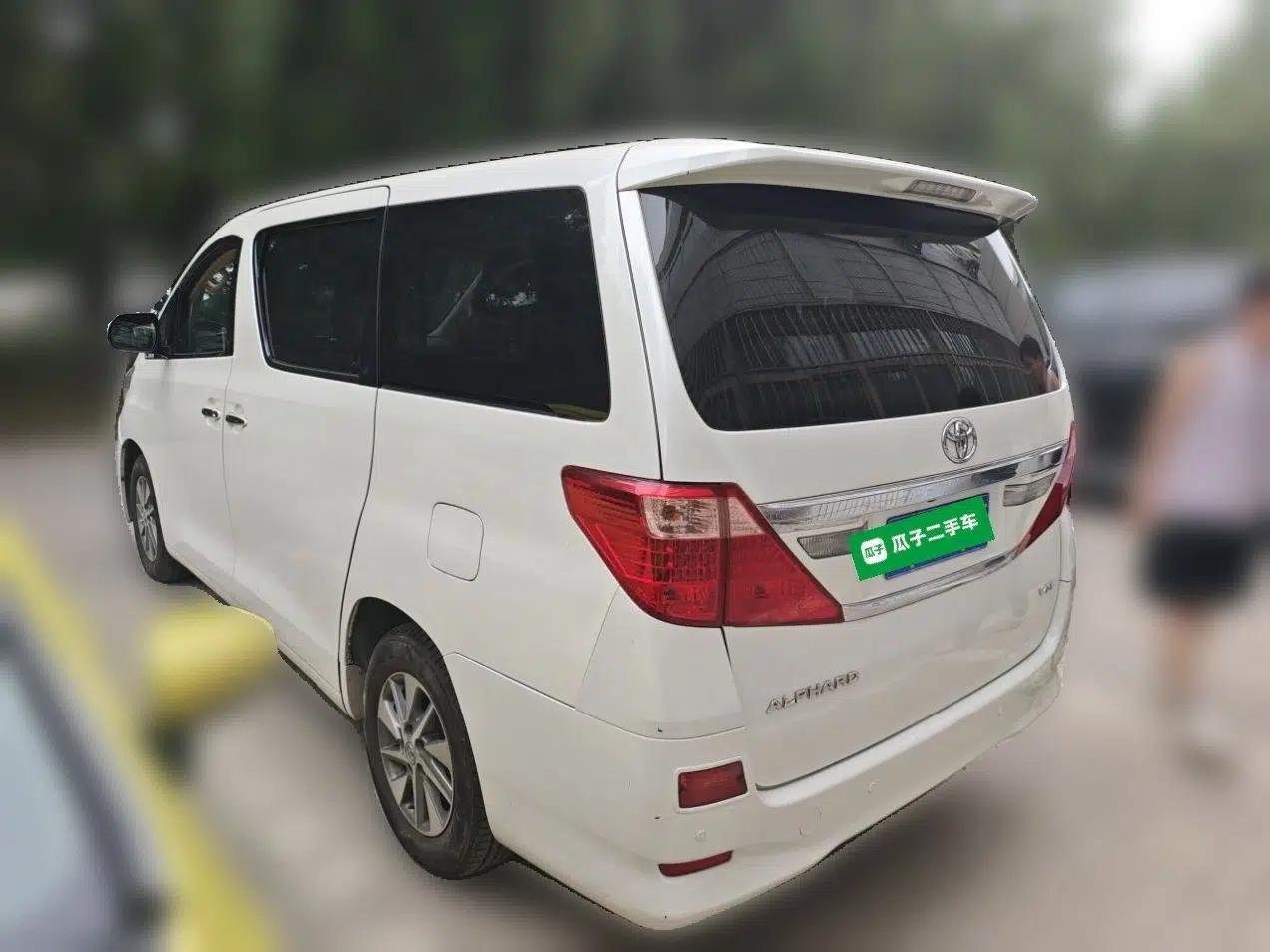 Toyota Alphard 2012 3.5L Luxury Edition — миниатюра 4