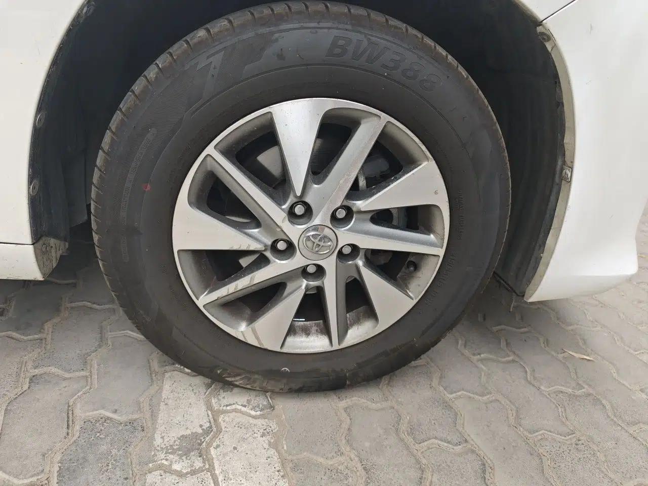 Toyota Alphard 2012 3.5L Luxury Edition — миниатюра 8